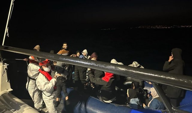 Mobil radarın tespit ettiği 29 düzensiz göçmen yakalandı