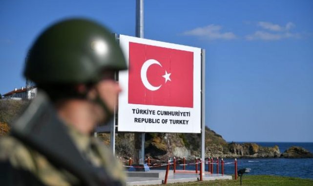 MSB: Yunanistan sınırında 1'i FETÖ üyesi 3 kişi yakalandı