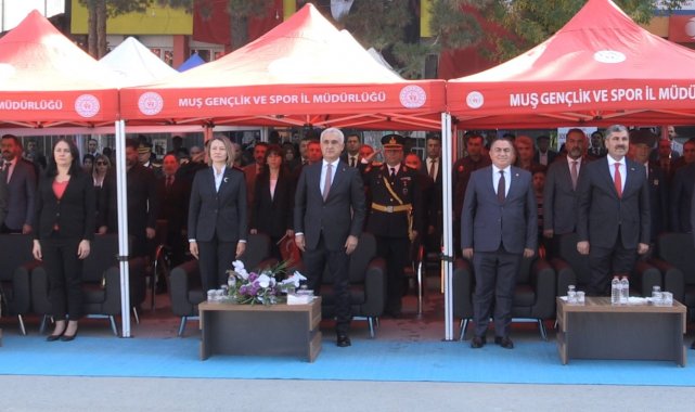 Muş'ta 100. yıl coşkusu