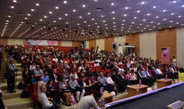Muş'ta "Benim Hikayem" mottosuyla "10. Uluslararası Onkoloji Günleri" başladı