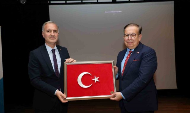Müstafi Tümamiral Doç. Dr. Cihat Yaycı: "Asıl hedef Türkiye"