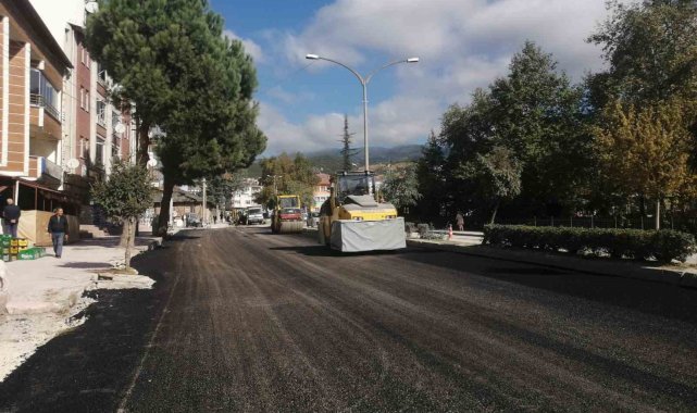 Niksar Belediyesi çalışmalarına hız kesmeden devam ediyor
