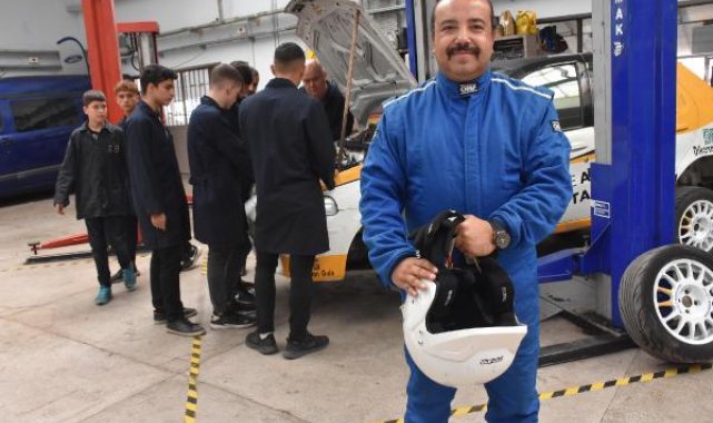 Öğrenciler yarış aracı yaptı; ralli pilotu okul müdürü 2 kupayla döndü