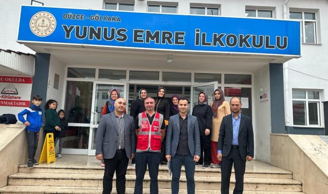 Okul temiz çalışmaları sürüyor