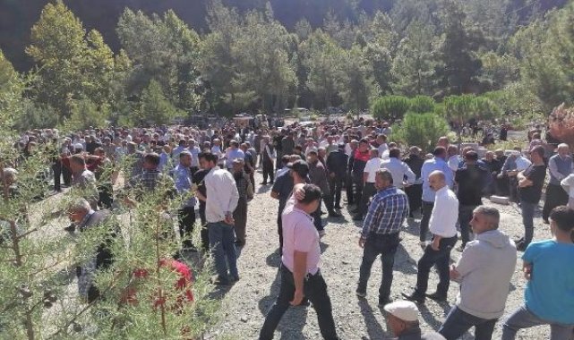Osmaniye'deki kazada ölen aynı aileden 4 kişi son yolculuklarına uğurlandı
