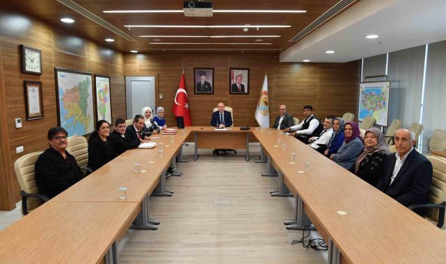 Özel çocuklardan Vali Coşkun'a ziyaret