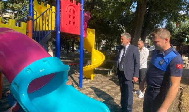 Parklar yeniliyor, çevre düzenleniyor
