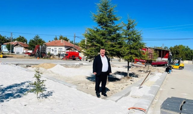 Parktaki yenileme çalışmaları devam ediyor