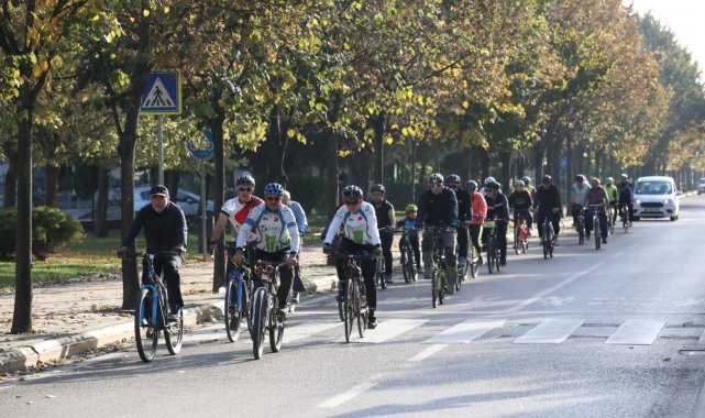 Pedallar Cumhuriyet için çevrildi