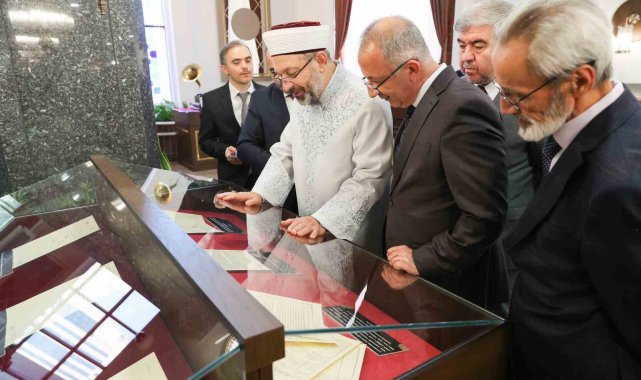 "Belgelerle Diyanet İşleri Başkanlığı Sergisi" açıldı