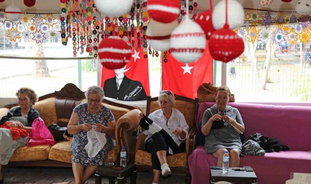 "Mezitli Örgü Evi" kadınların buluşma noktası oldu