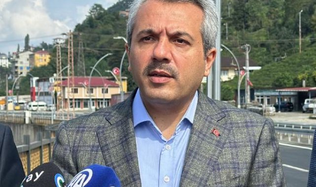 Rize'de yağışlar sonrası yollar ve derelerde inceleme