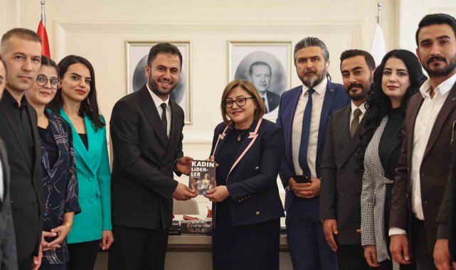 Şahin, gençlere yönelik yapılacak projeler hakkında fikir alışverişinde bulundu