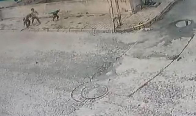 Sancaktepe'de üç kardeşin cansız bedeni su dolu inşaat temelinde bulundu