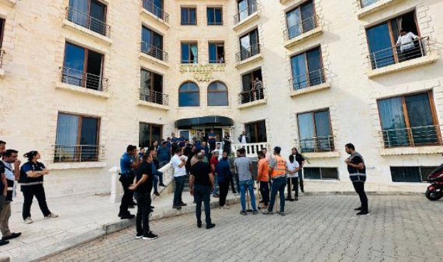 Şanlıurfa'da 'ucube' otelin yıkımında gerginlik