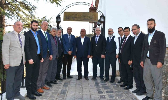 Şeyh Edebali Türbesinde dualar edildi