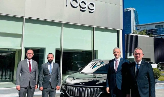 Simav Belediyesinin yeni makam aracı Türkiye'nin yerli otomobili Togg oldu