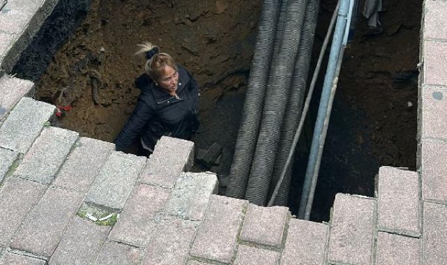 Şişli'de çöken kaldırımın içine düşen kadının arkadaşı: Bir anda yol çöktü