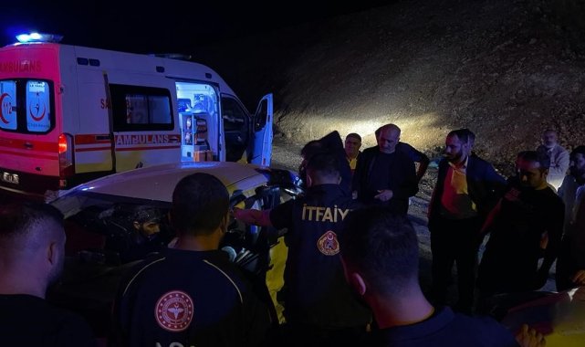 Siverek-Adıyaman karayolunda feci kaza: 8 yaralı