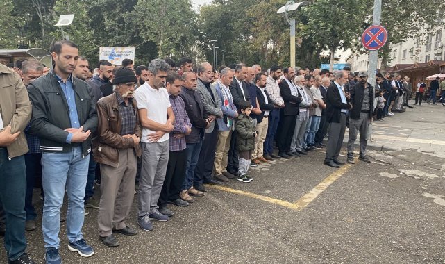 STK'lar Filistin'de hayatını kaybedenler için gıyabi cenaze namazı kıldı