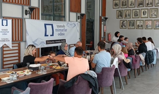 Tavşanlı Mimarlar Odası'nda kahvaltı buluşması