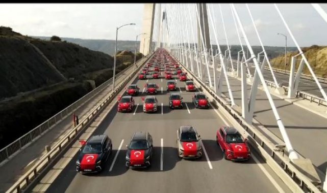 TOGG sahiplerinden 100. yıl konvoyu
