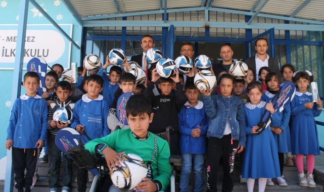 Trafik kazasında yaralanan kadından yürekleri ısıtan hareket