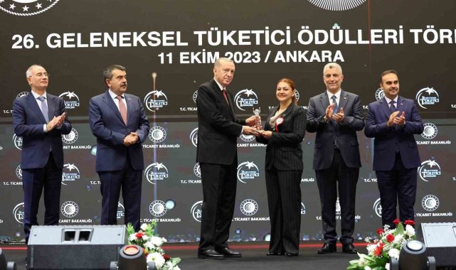TRT Erzurum Radyosu ödüle layık görüldü