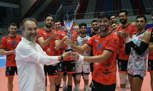 TSYD voleybol turnuvasında şampiyon Alanya Belediyespor