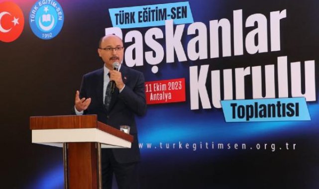 Türk Eğitim-Sen Başkanı Geylan: Öğretmenler Günü'nde bir maaş ikramiye verilmesi yönünde kanun teklifi hazırlıyoruz