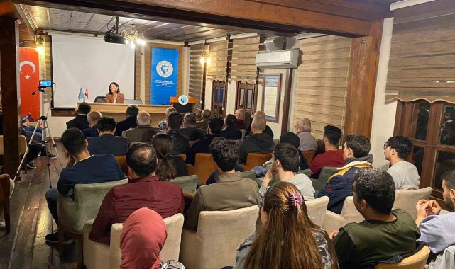 Türk Ocakları haftalık toplantısında 'Kırım'ın İşgali ve Rusya - Ukrayna Savaşı'nın Etkileri' konuşuldu