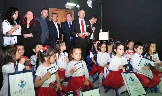Türkiye'nin ilk çocuk sineması Sivrihisar'da açıldı