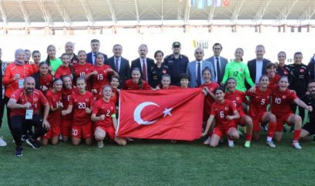 U17 Kız Milli Takımı, A Ligi'ne yükseldi