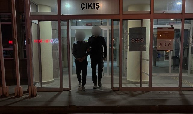 Üç evden hırsızlık yaptı, polis tarafından yakalandı