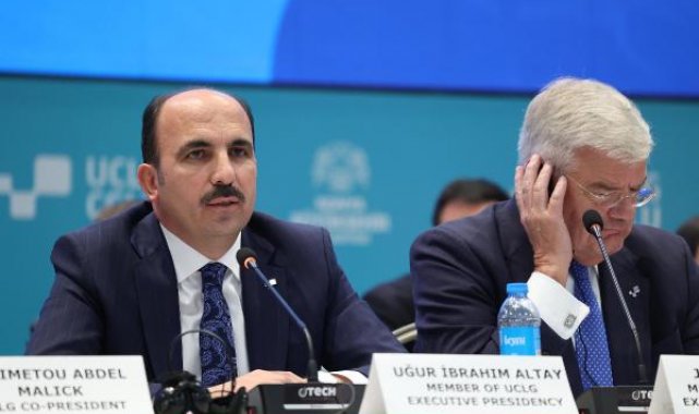 UCLG Başkanı Altay: Gazze'de çocuklar, binlerce ton bombayla öldürülüyor