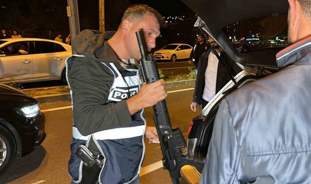 Üniversite bölgesinde 325 polisle uygulama