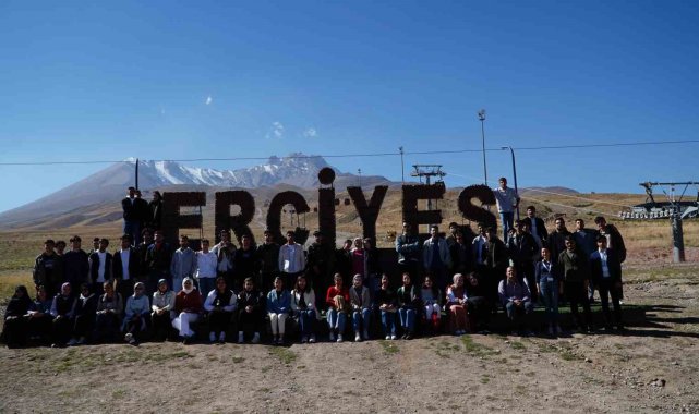 Üniversite Öğrencilerine Kültür Yolu Gezisi