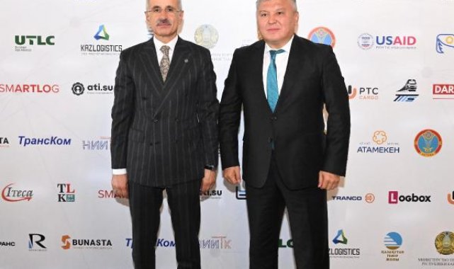 Uraloğlu, Avrasya Ekonomik Birliği Altyapı ve Enerji Bakanı Orozbekoviç ile görüştü