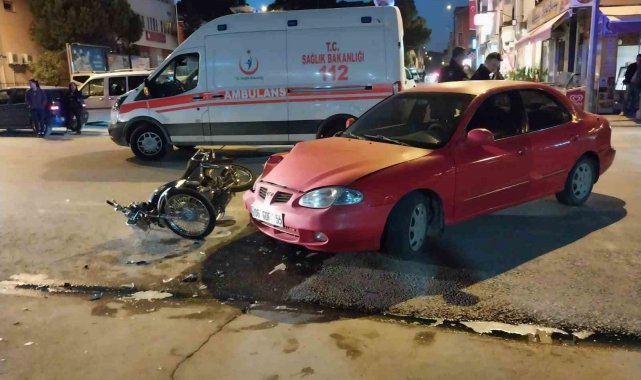 Uşak'ta otomobil ile motosiklet çarpıştı: 1 Yaralı