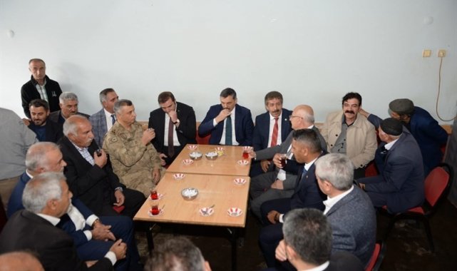 Vali Mustafa Çiftçi Karaçoban'da