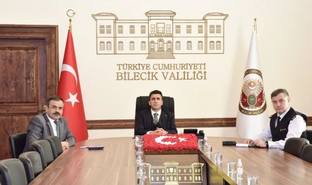 Valilikte video konferansla toplantı