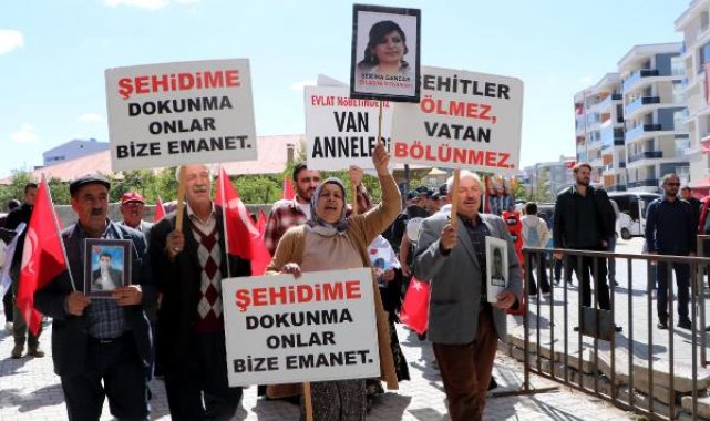 Van'da evlat nöbeti tutan anne: 12 yıldır kokusuna hasret kaldım