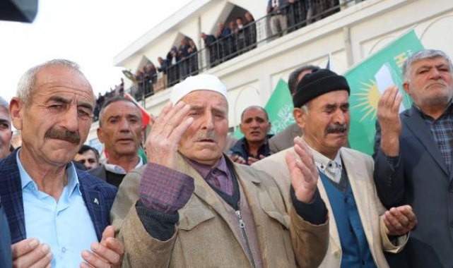 Van'da Filistin'e destek; ABD ve İsrail aleyhine slogan attılar