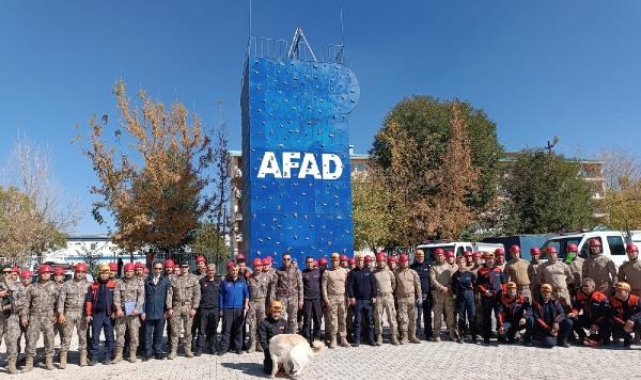 Van'da, polis ve jandarmanın katılımıyla deprem tatbikatı