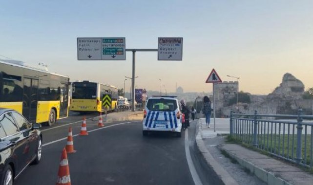 Vatan Caddesi 29 Ekim provaları nedeniyle trafiğe kapatıldı