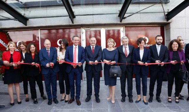 Vodafone, Cumhuriyetin 100'üncü yılında Ankara merkezini açtı