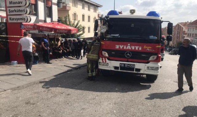 Yangında dumandan etkilenen itfaiye erlerinden biri daha yaşamını yitirdi