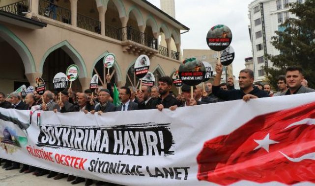 Yaşamını yitiren Filistinliler için Van'da gıyabi cenaze namazı kılındı, İsrail protesto edildi