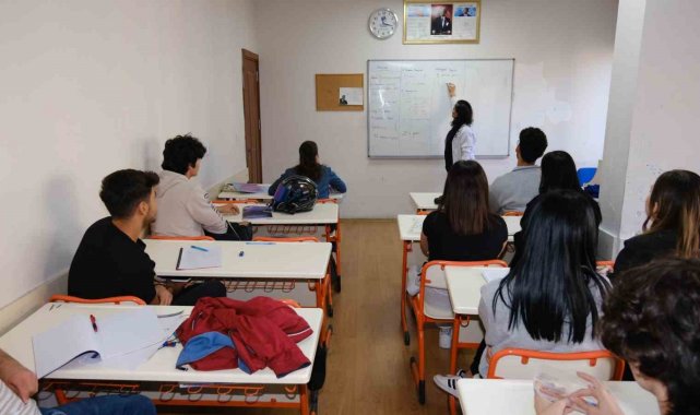 YEGEM'de eğitimler sürüyor