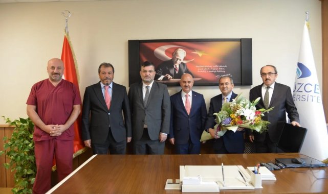 Yeni rektör yardımcıları göreve başladı
